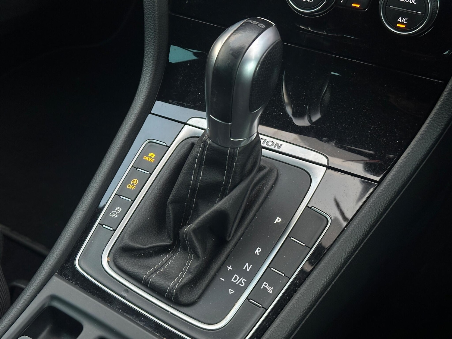 Used Volkswagen Golf 2018 for sale - 76607925: Photo 57