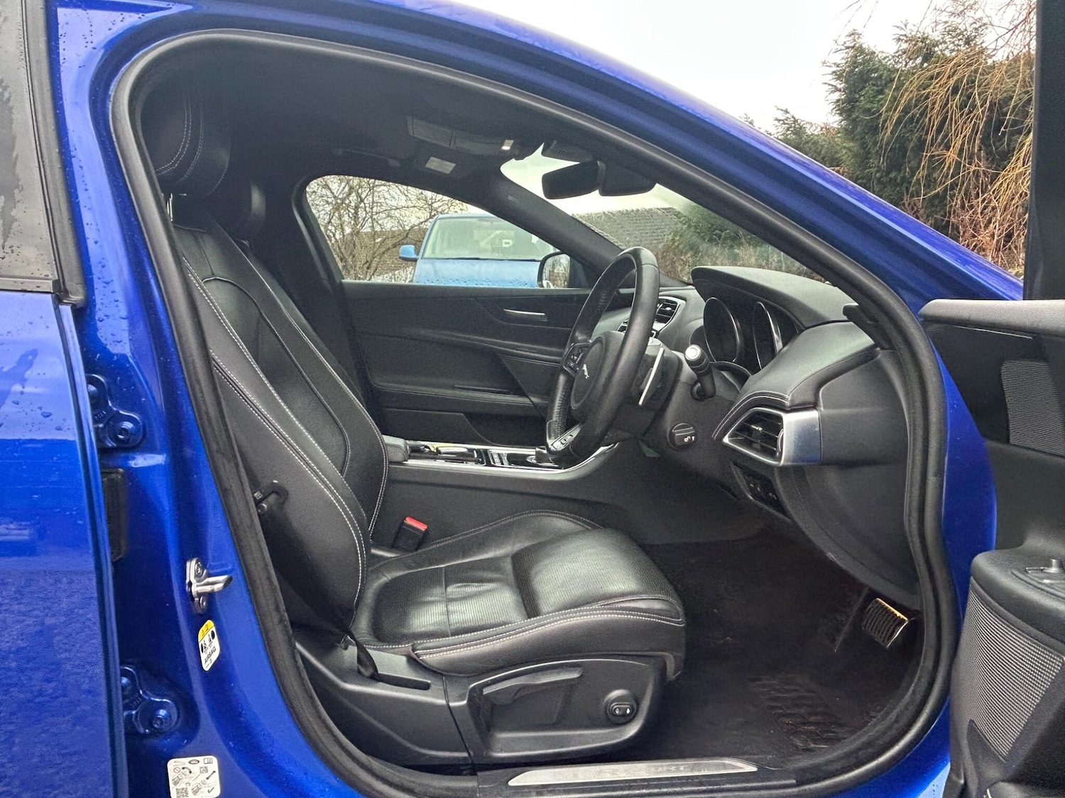 Used Jaguar XE 2018 for sale - 77131662: Photo 15