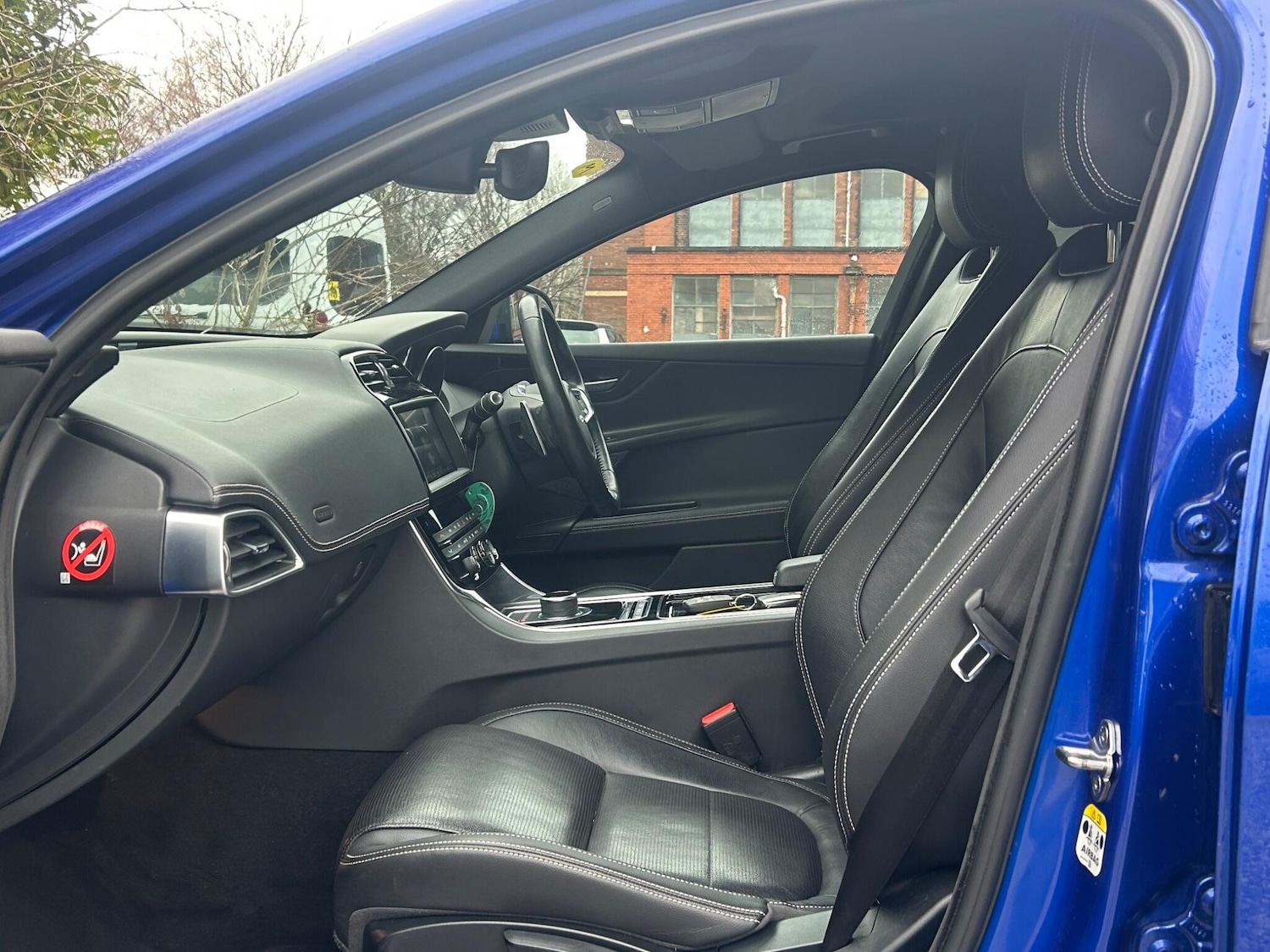 Used Jaguar XE 2018 for sale - 77131662: Photo 18