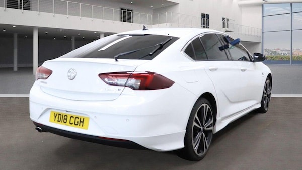 Used Vauxhall Insignia 2018 for sale - 76327149: Photo 5