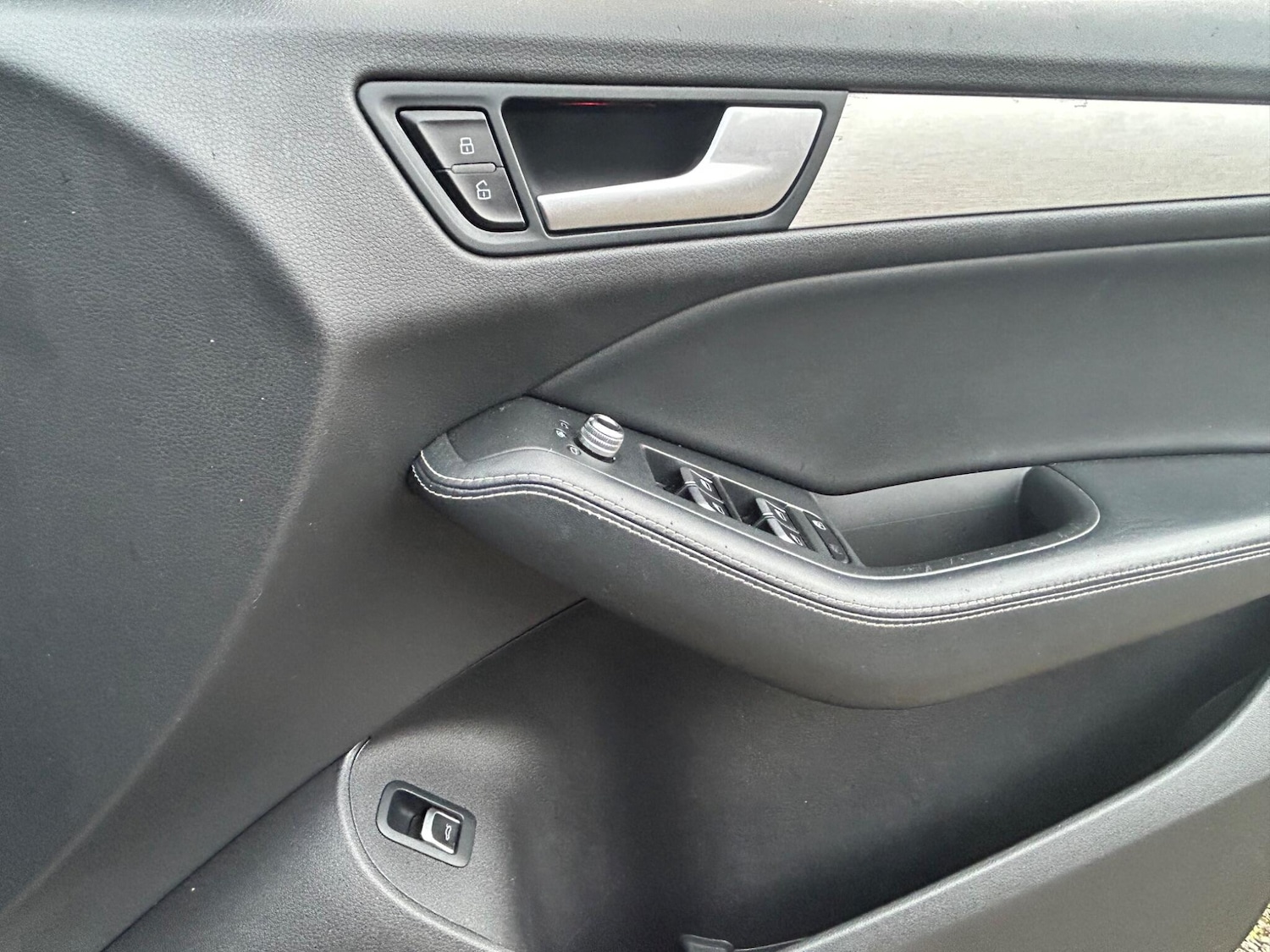 Used Audi SQ5 2014 for sale - 76633850: Photo 24