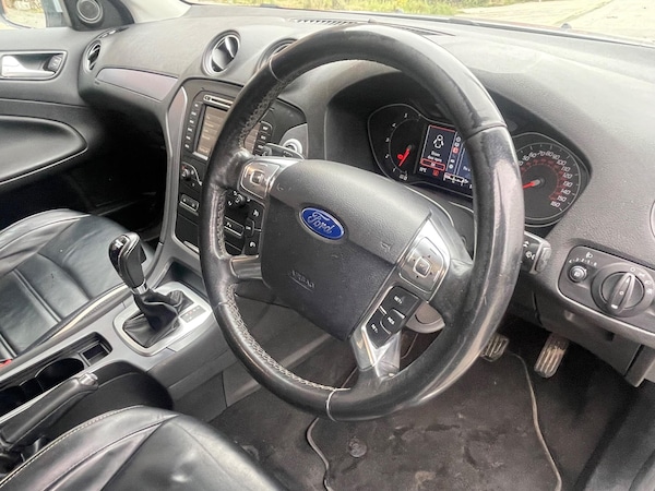 Used Ford Mondeo 2014 for sale - 76314465: Photo 28
