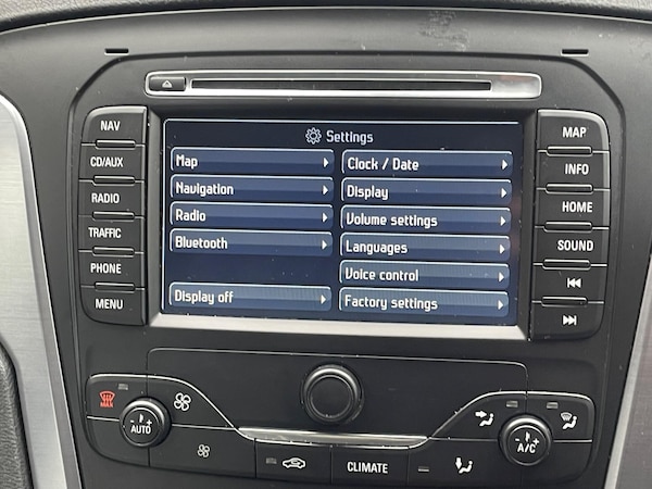 Used Ford Mondeo 2014 for sale - 76314465: Photo 35