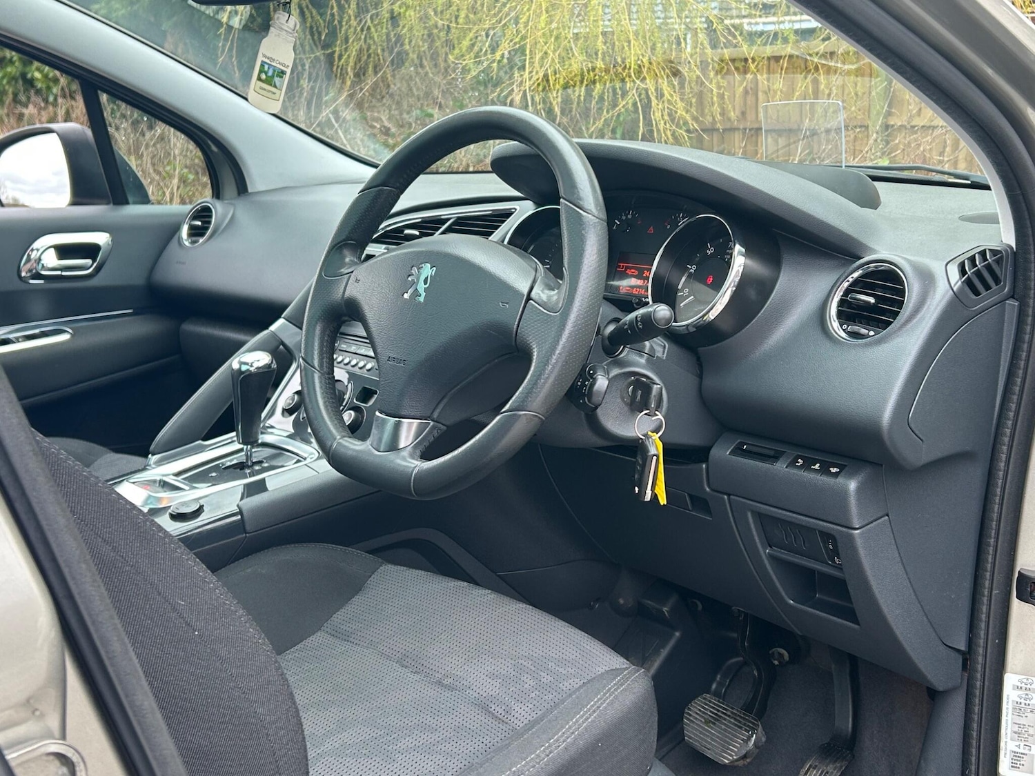 Used Peugeot 3008 2010 for sale - 77882993: Photo 19