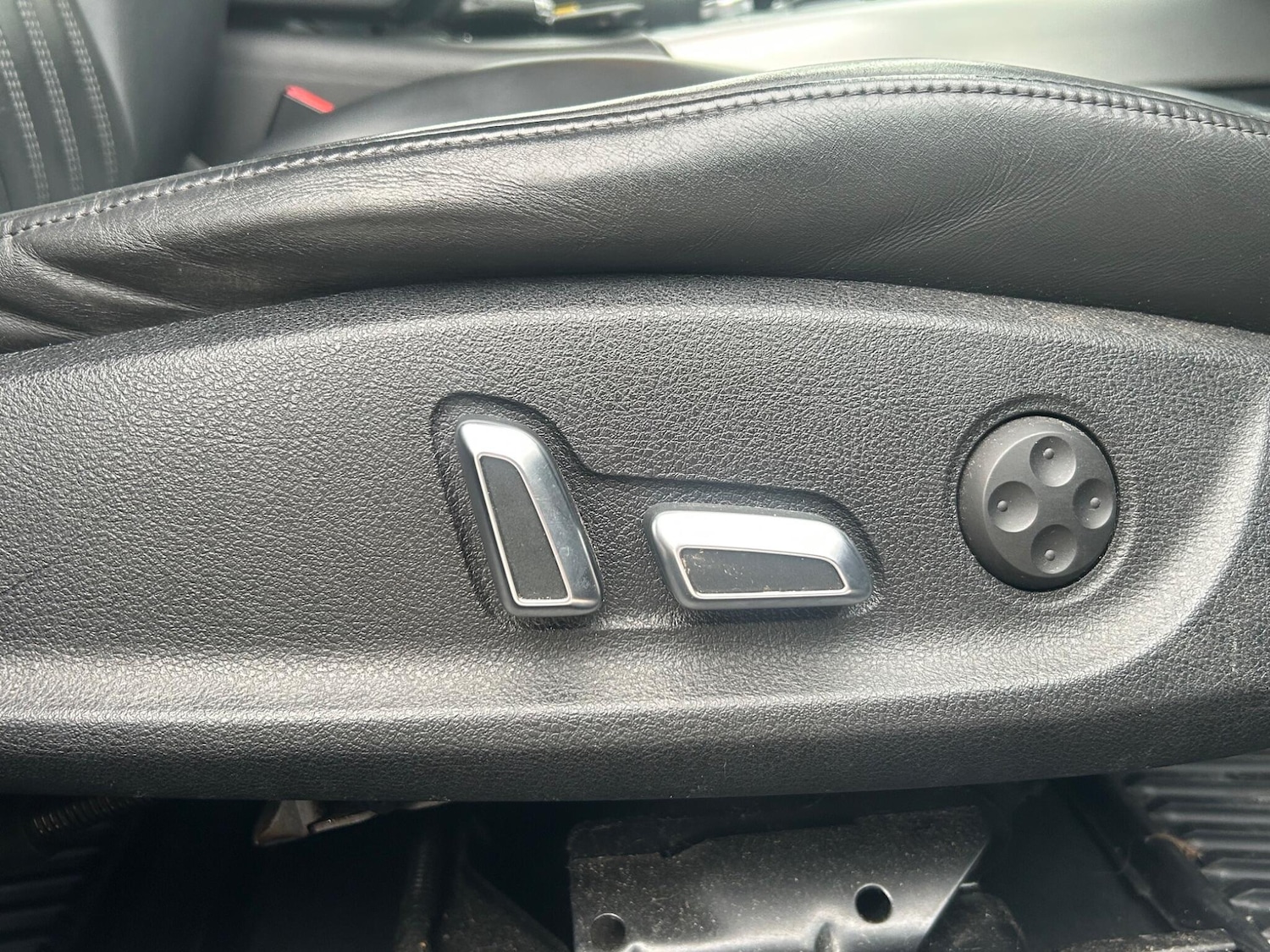 Used Audi A6 Avant 2014 for sale - 77131075: Photo 41