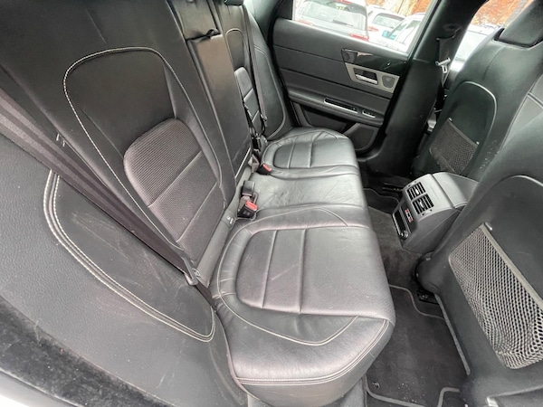 Used Jaguar XF 2016 for sale - 76138674: Photo 35