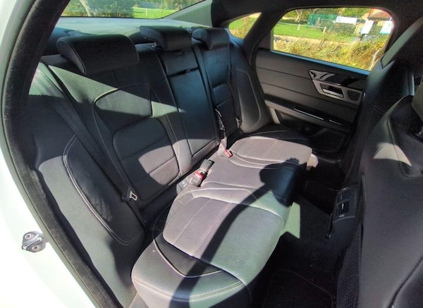 Used Jaguar XF 2016 for sale - 76138674: Photo 6