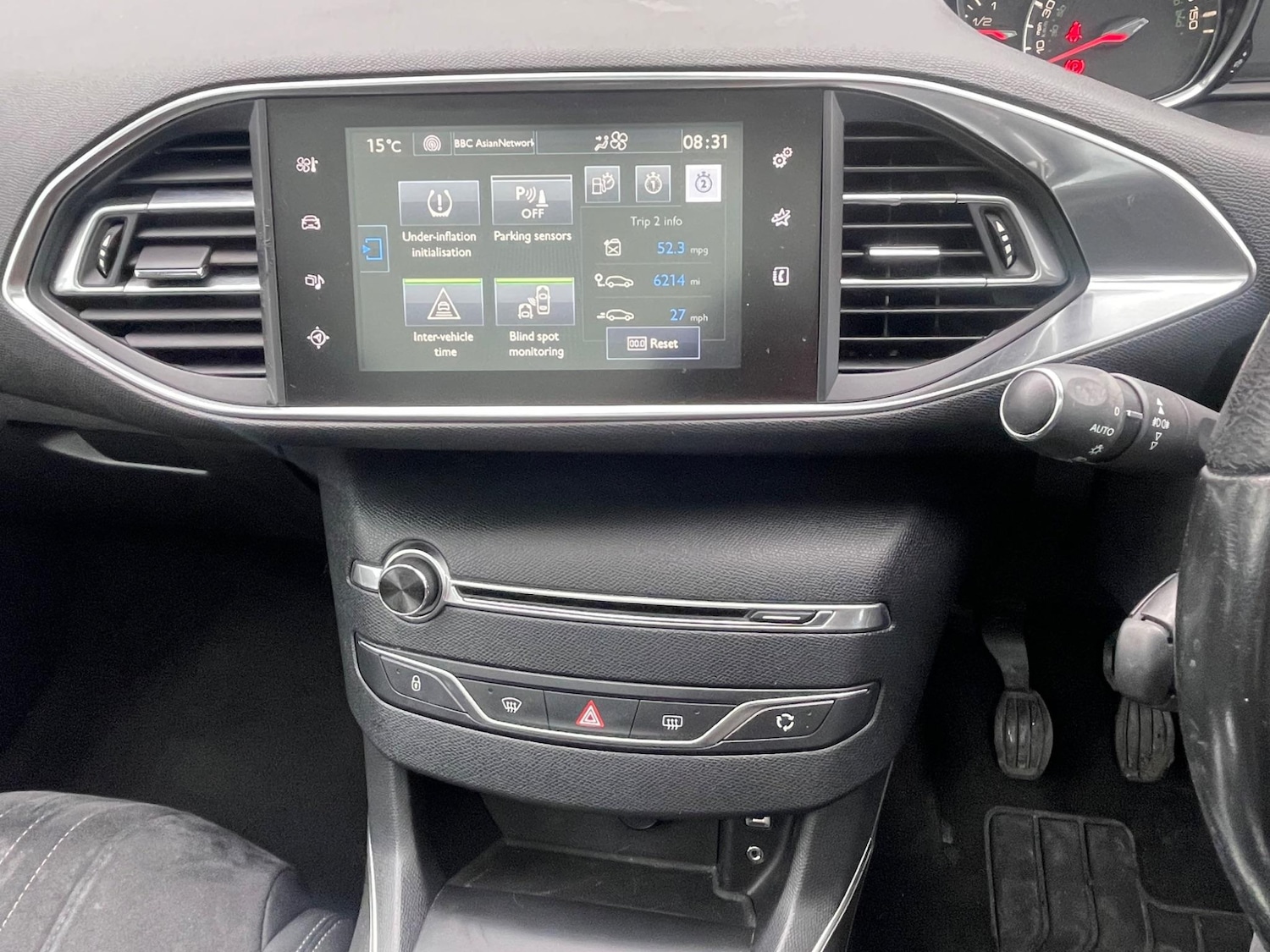 Vehicle 29
