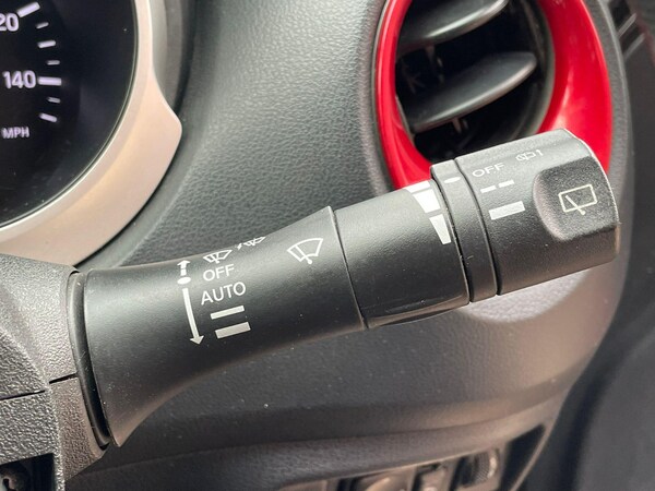 Used Nissan Juke 2015 for sale - 76152836: Photo 32