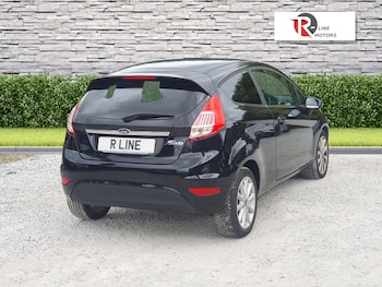 Used Ford Fiesta 2017 for sale - 75589901: Photo