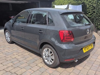 Used Volkswagen Polo 2015 for sale - 79484053: Photo