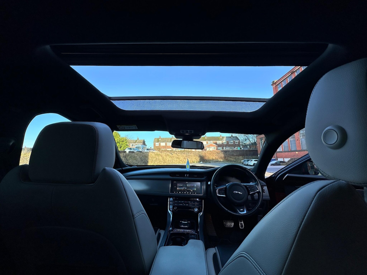 Used Jaguar XF 2018 for sale - 77131407: Photo 28