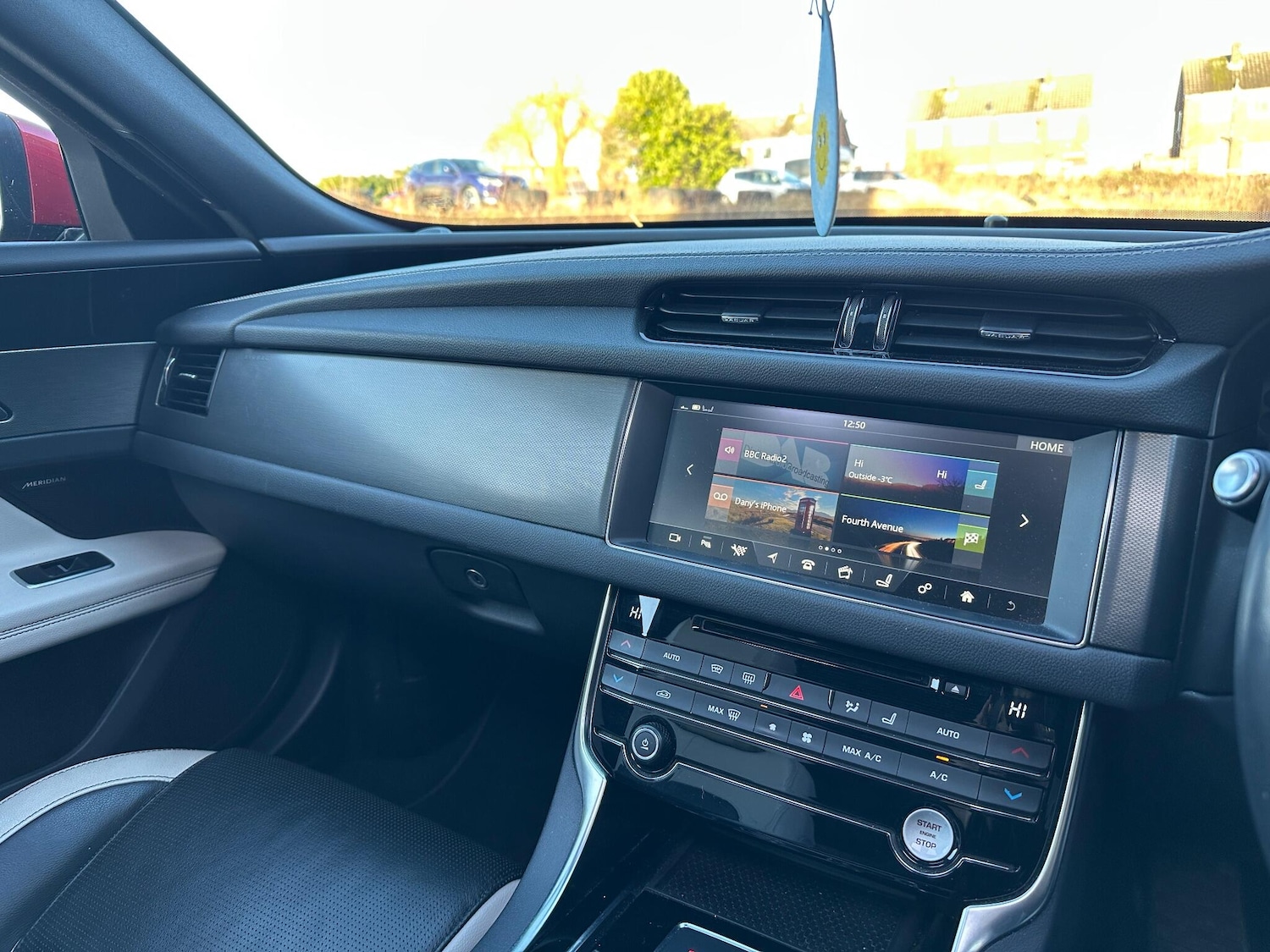 Used Jaguar XF 2018 for sale - 77131407: Photo 39