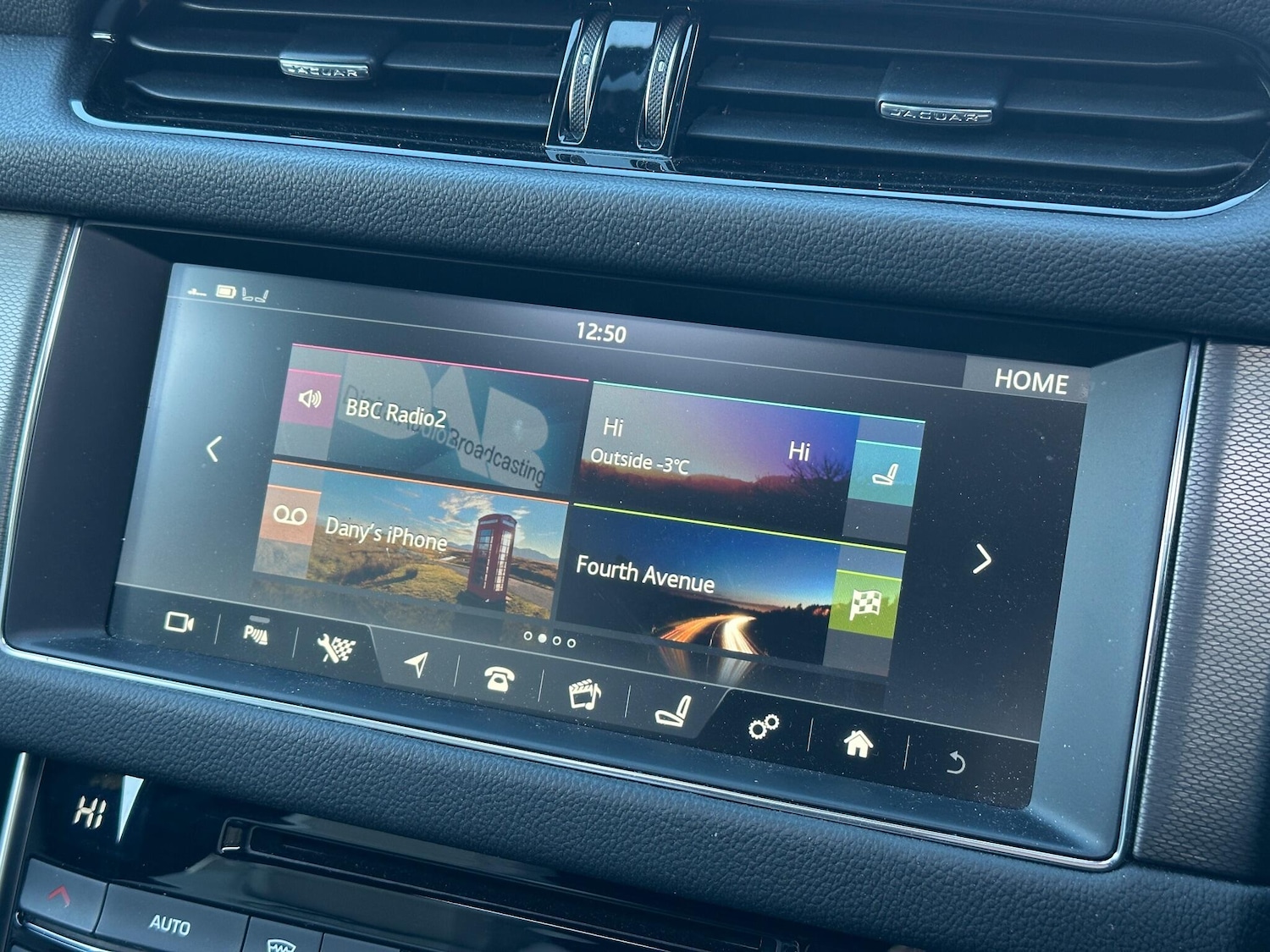 Used Jaguar XF 2018 for sale - 77131407: Photo 40