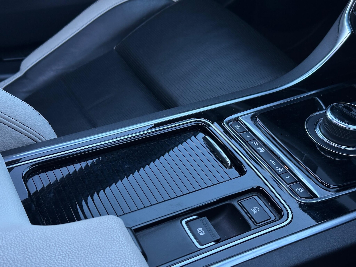 Used Jaguar XF 2018 for sale - 77131407: Photo 54