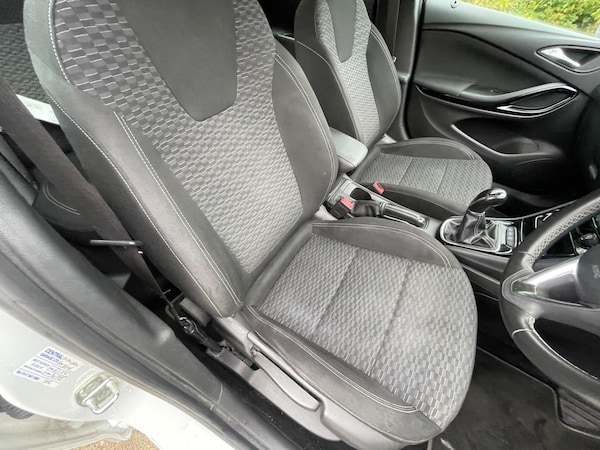 Used Vauxhall Astra 2017 for sale - 76137845: Photo 15
