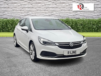 Used Vauxhall Astra 2017 for sale - 76137845: Photo 2