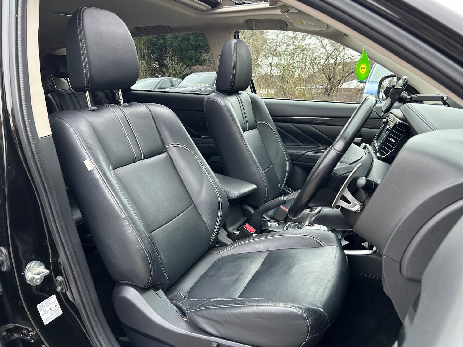 Used Mitsubishi Outlander 2016 for sale - 77102020: Photo 17