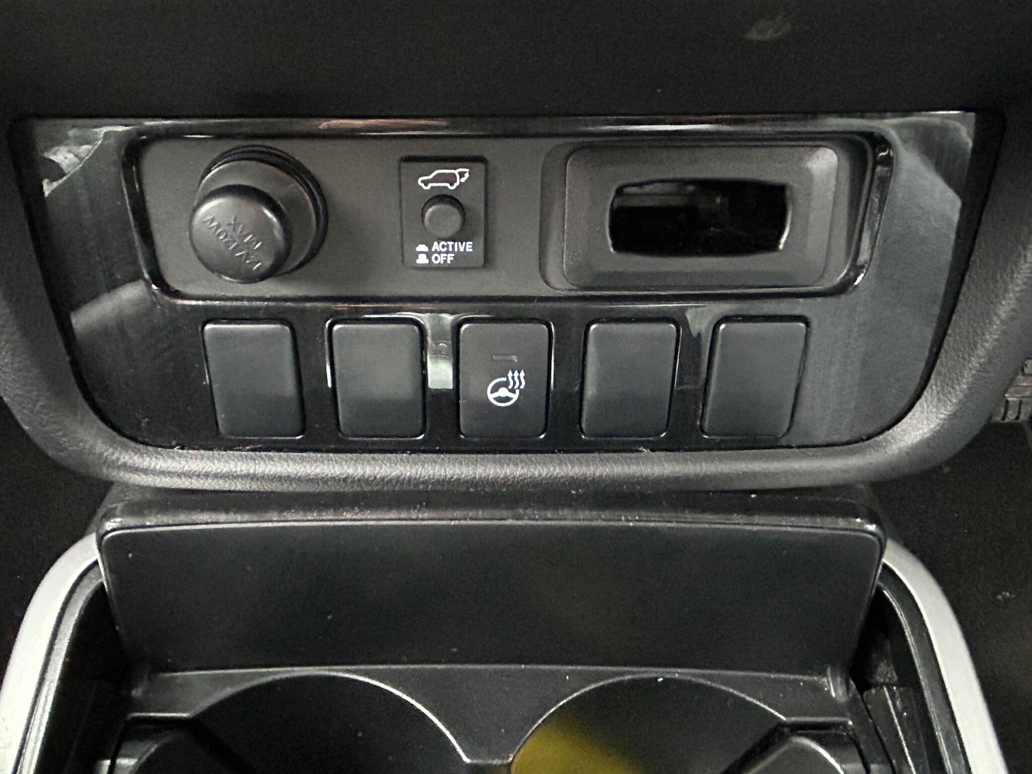 Used Mitsubishi Outlander 2016 for sale - 77102020: Photo 33