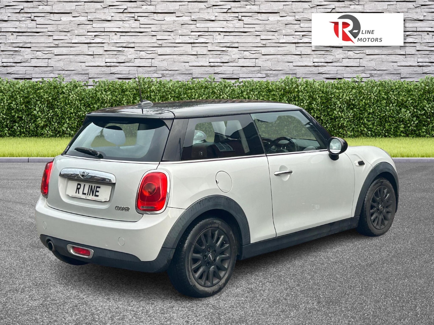 Used MINI Hatch 2015 for sale - 76666666: Photo 10