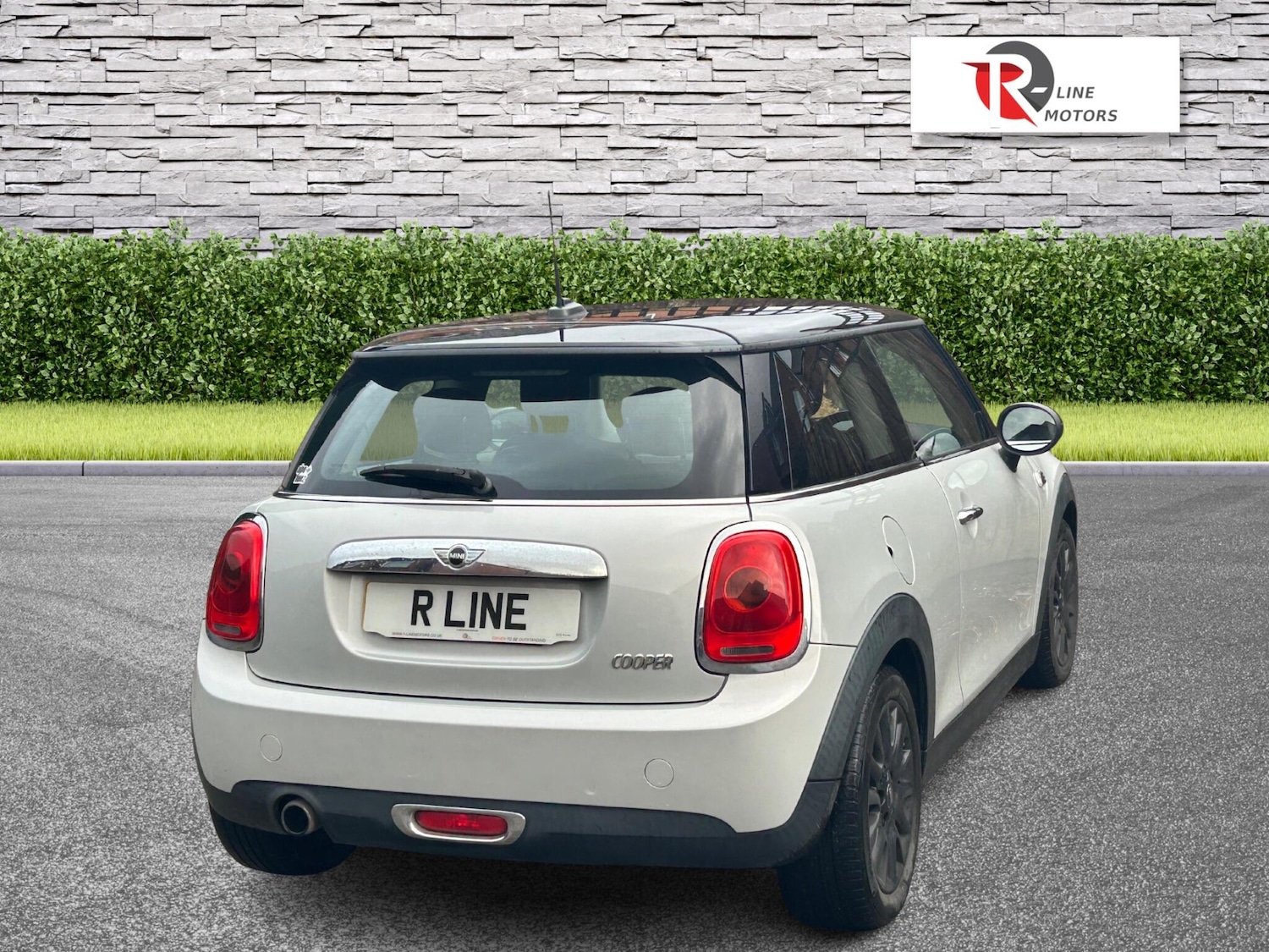 Used MINI Hatch 2015 for sale - 76666666: Photo 11