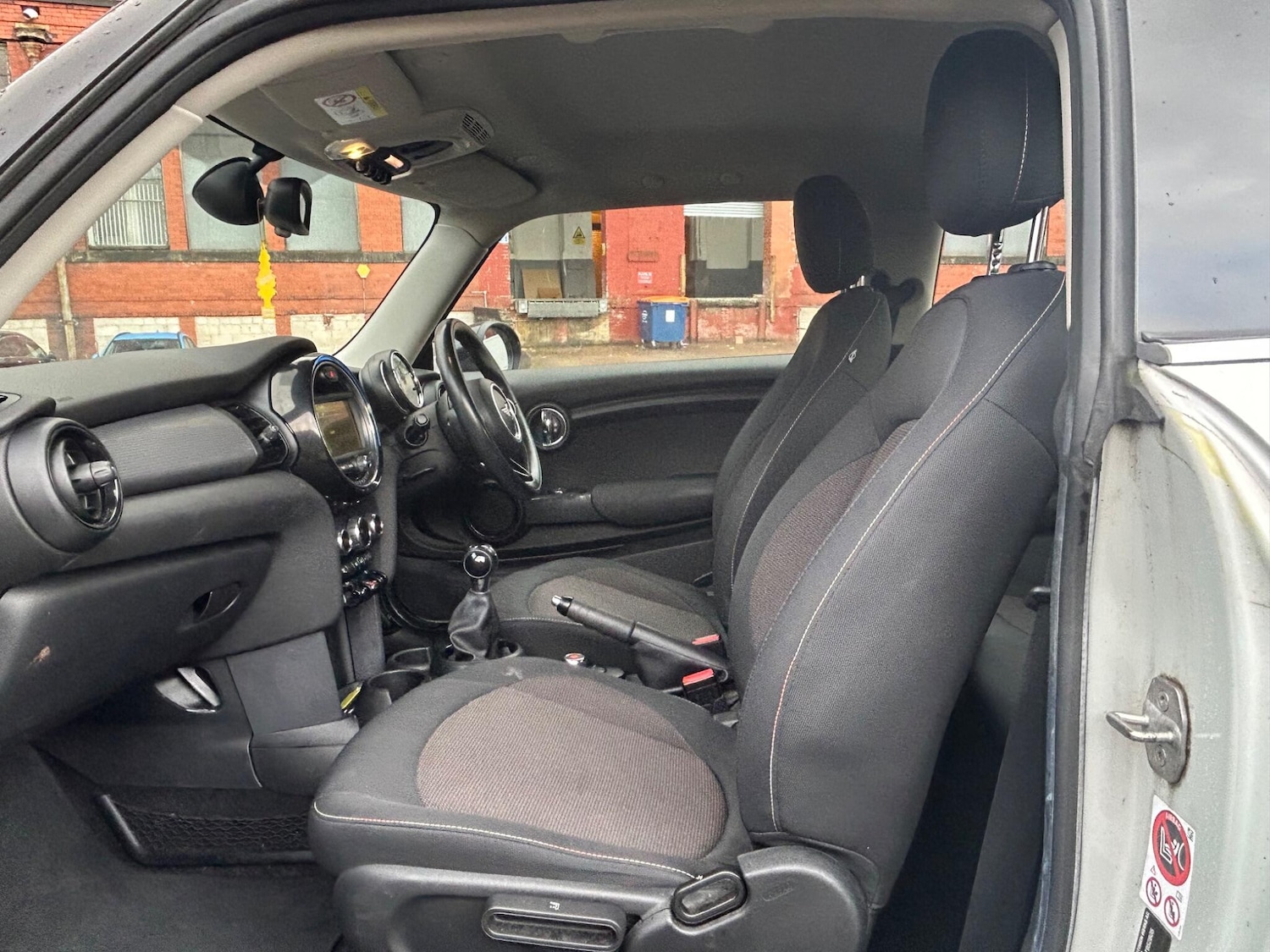 Used MINI Hatch 2015 for sale - 76666666: Photo 18