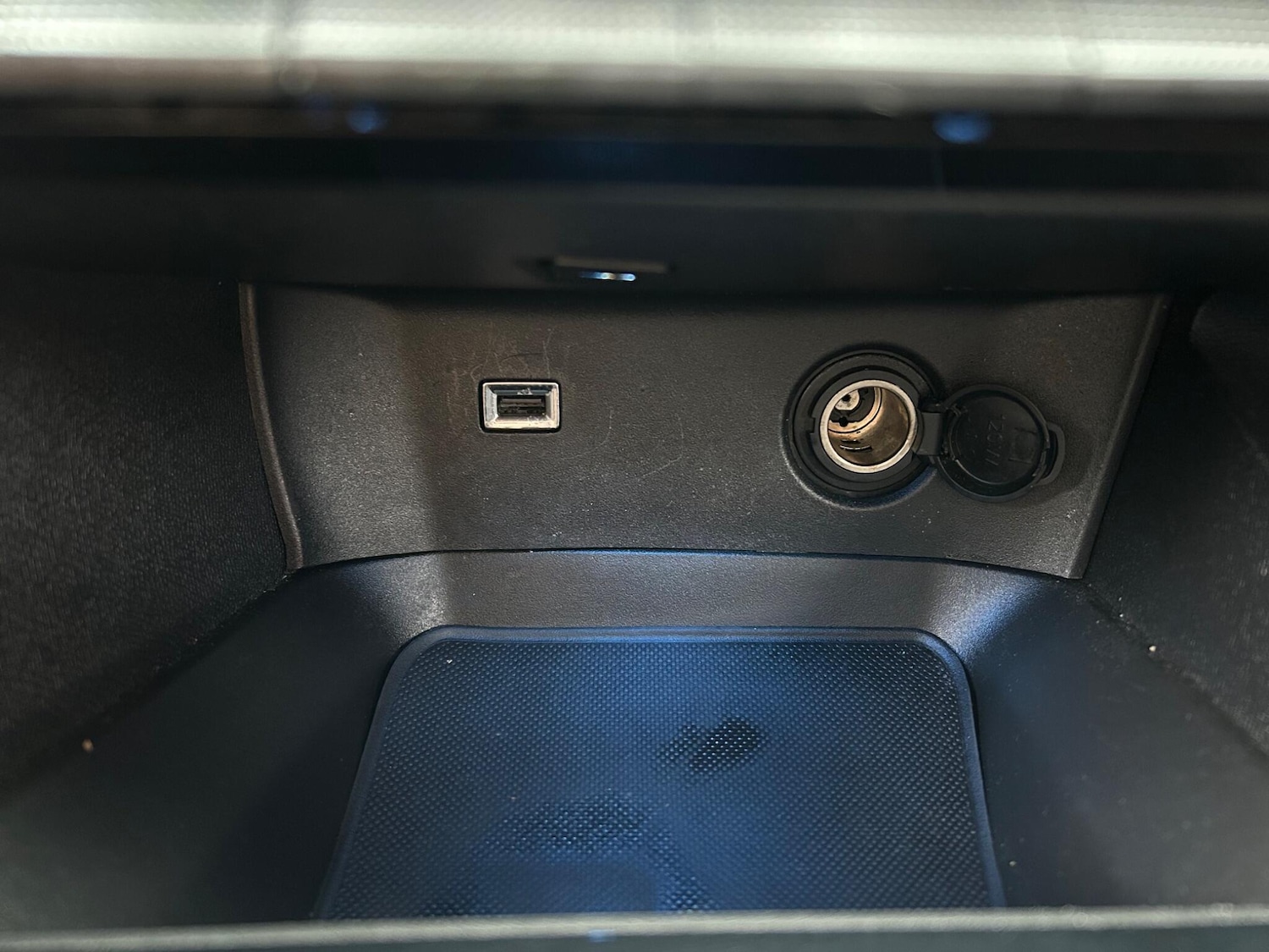 Used Peugeot 3008 for sale - 77807776: Photo 44