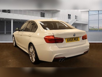 Used BMW 3 Series 2015 for sale - 76013814: Photo
