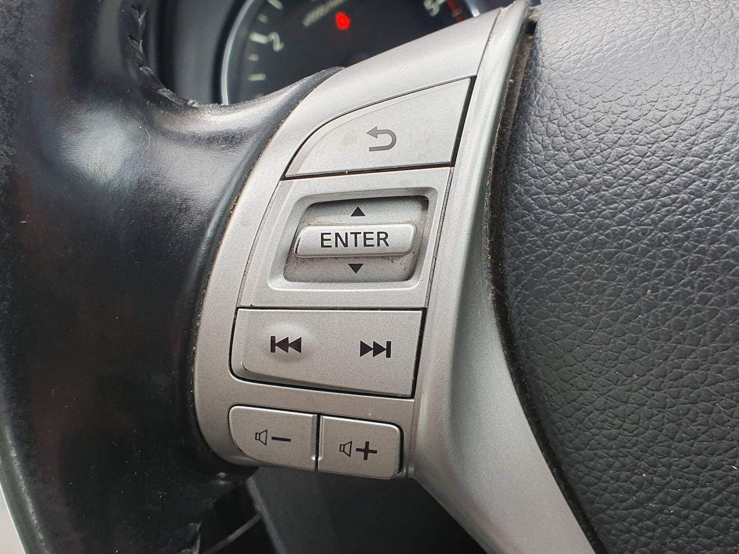 Used Nissan Qashqai for sale - 76994780: Photo 37