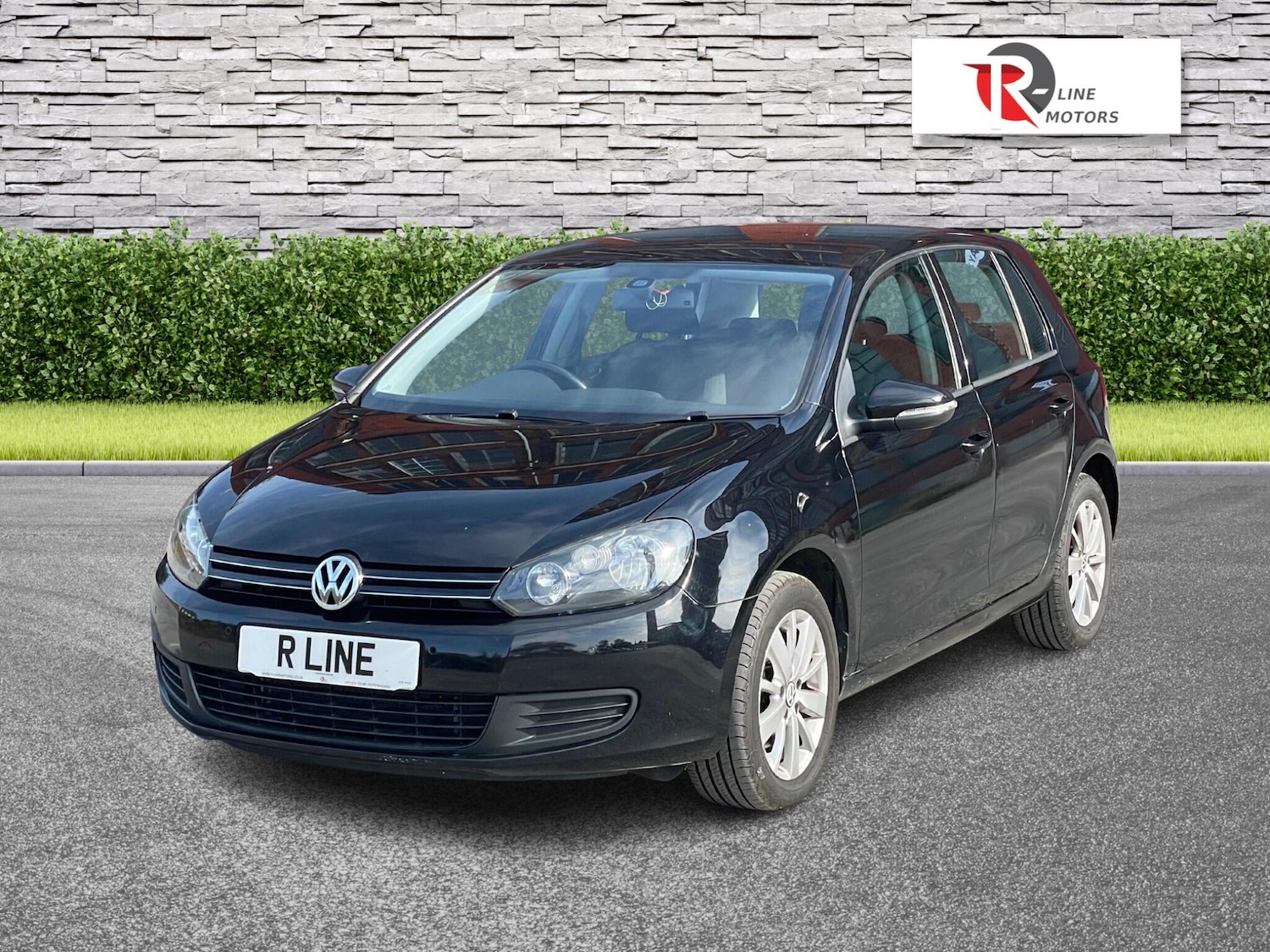Used Volkswagen Golf 2011 for sale - 76992575: Photo 5