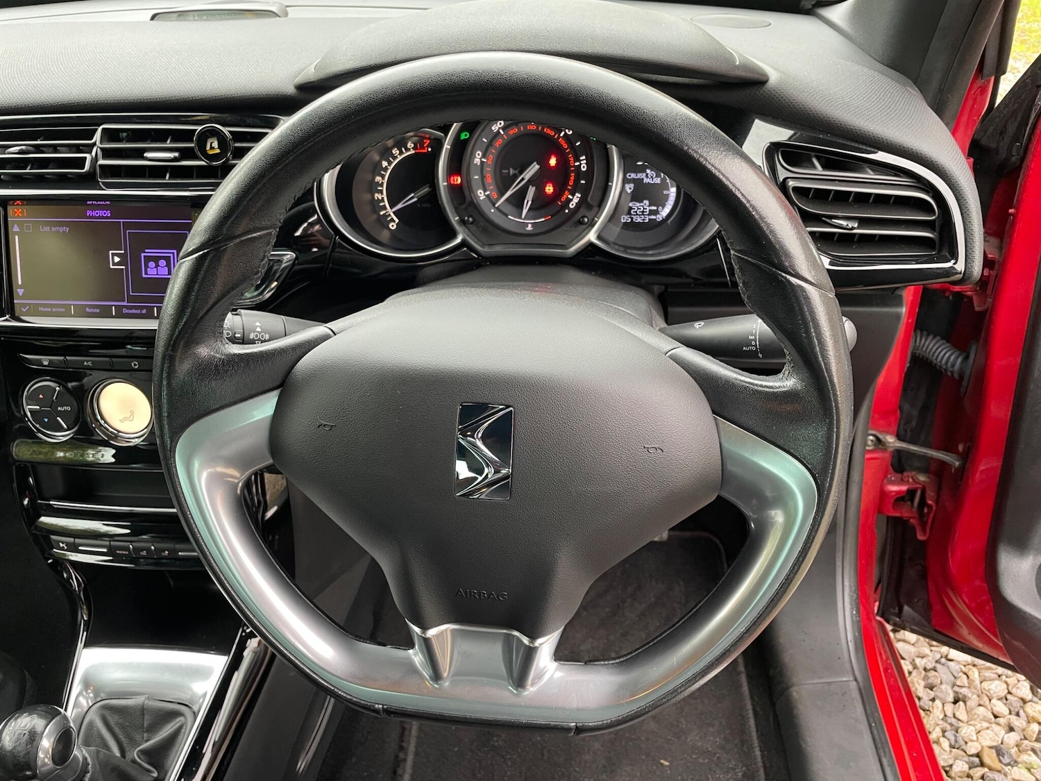 Used DS Automobiles DS 3 2016 for sale - 76457716: Photo 27