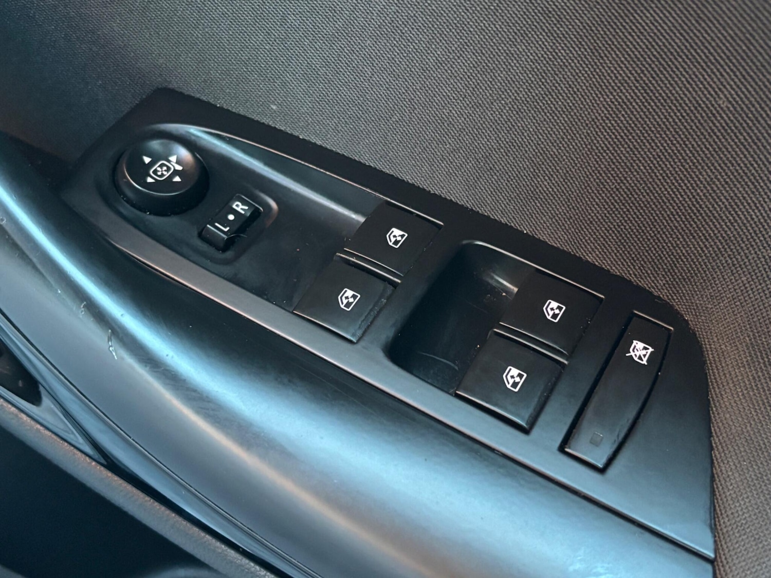 Used Vauxhall Astra 2016 for sale - 76965417: Photo 35