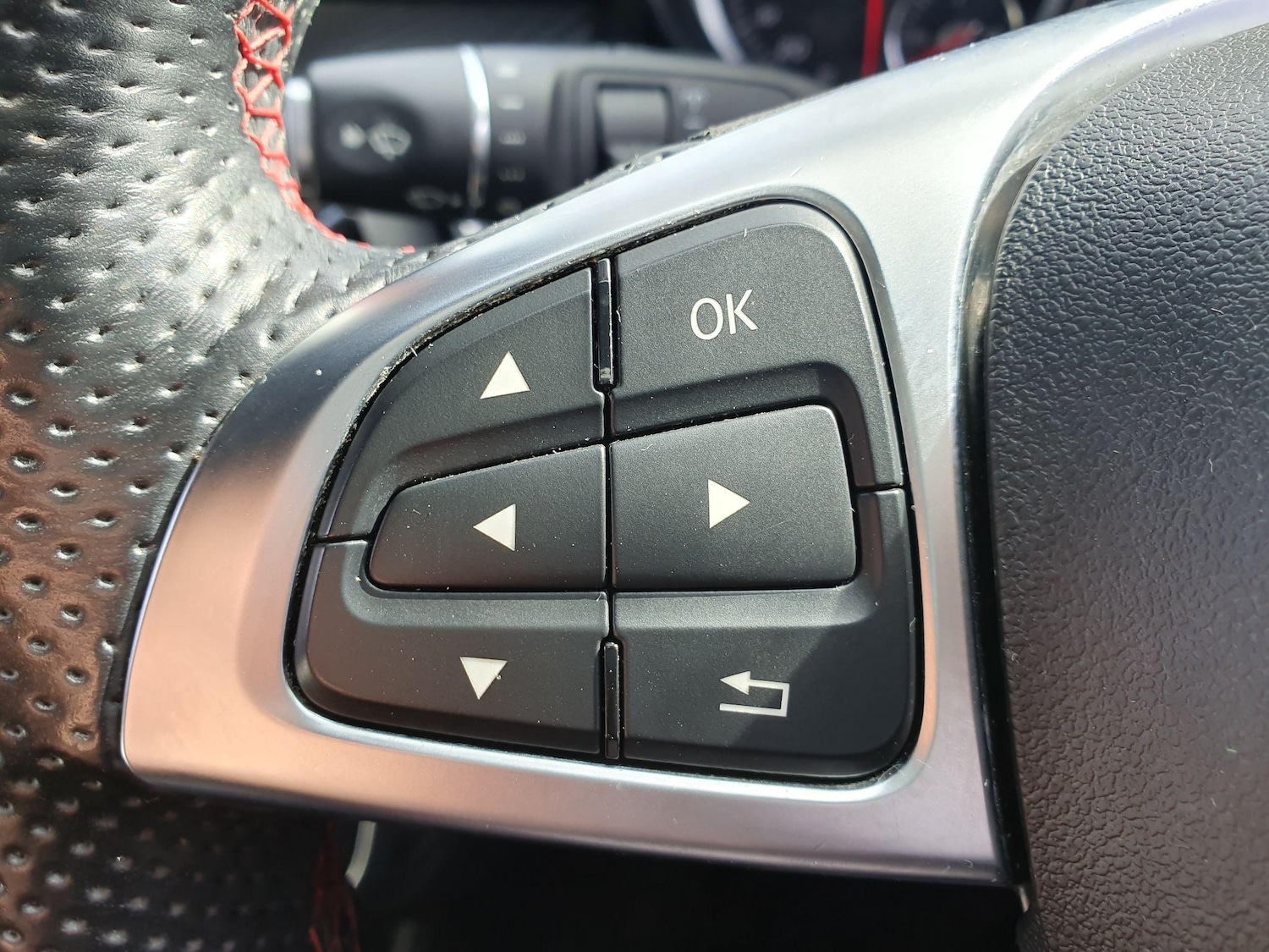 Used Mercedes-Benz A-Class 2016 for sale - 76991287: Photo 37