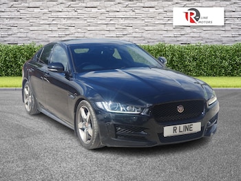 Used Jaguar XE 2015 for sale - 75562771: Photo