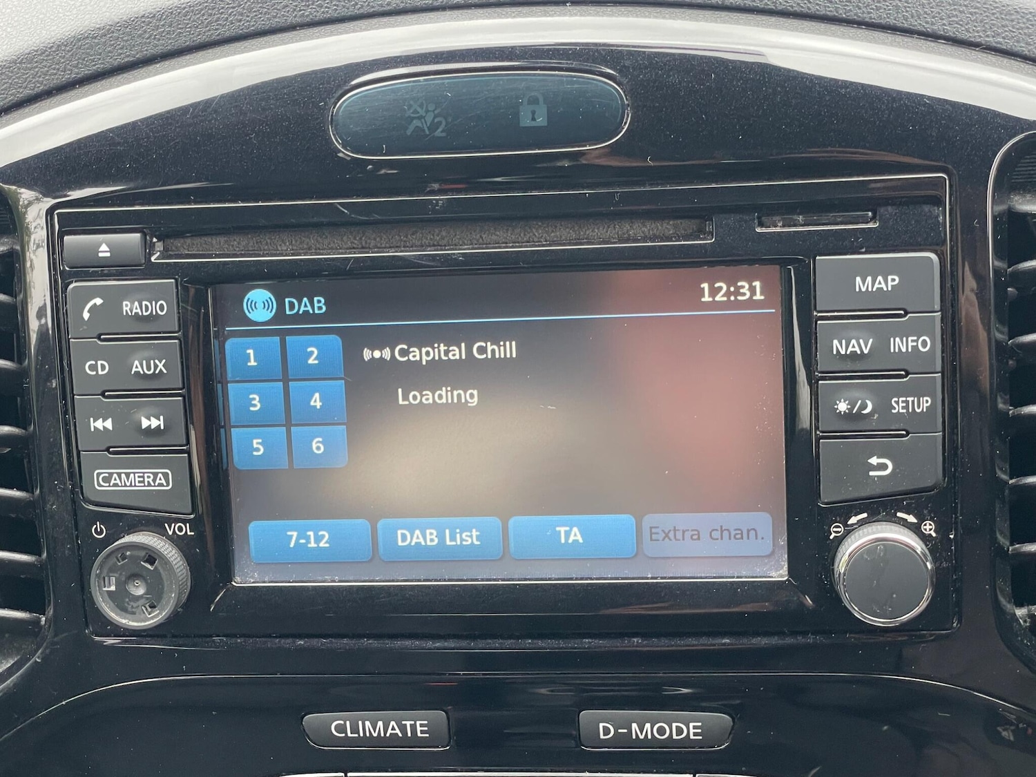 Used Nissan Juke 2015 for sale - 76251381: Photo 37