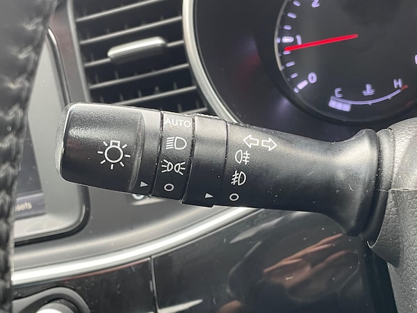 Used Kia Optima 2015 for sale - 76315260: Photo 45