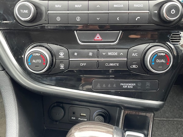 Used Kia Optima 2015 for sale - 76315260: Photo 46
