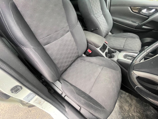 Used Nissan Qashqai 2015 for sale - 76315097: Photo 18