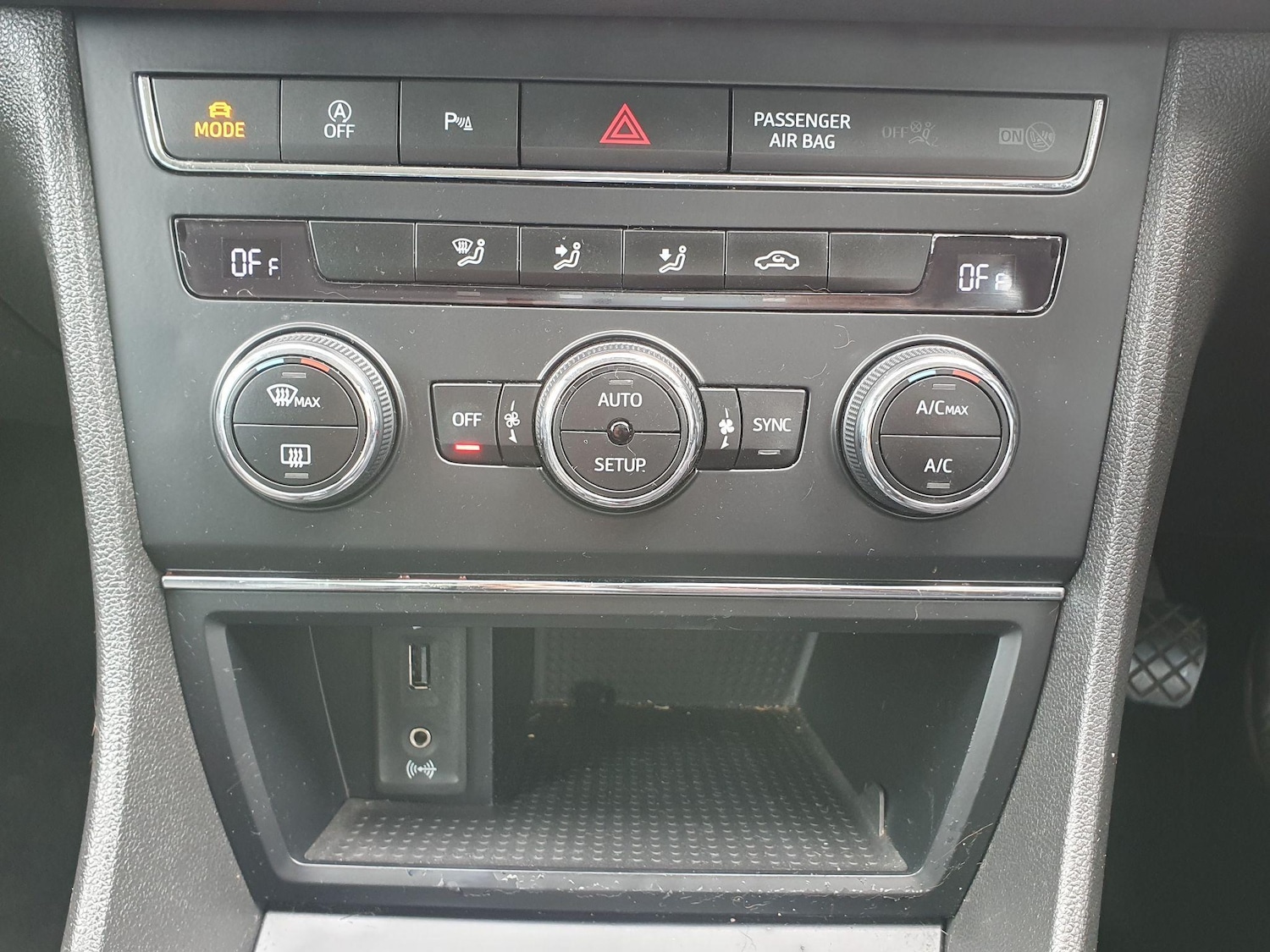 Vehicle 28