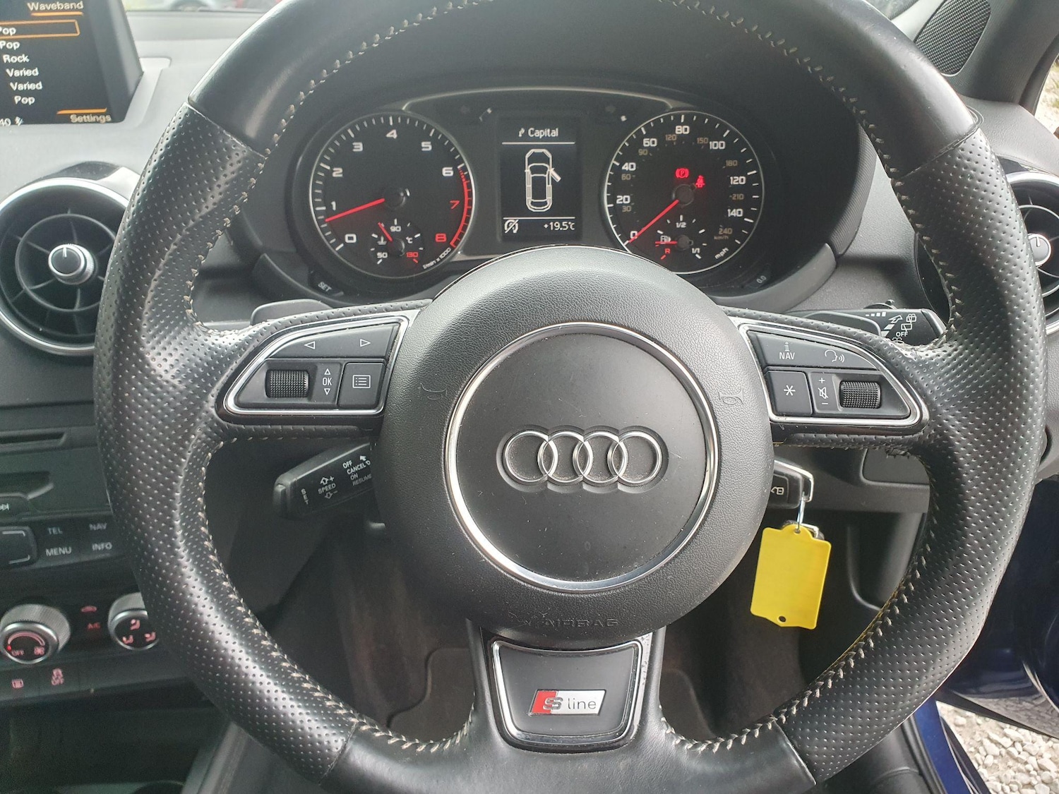 Used Audi A1 2014 for sale - 76473219: Photo 24