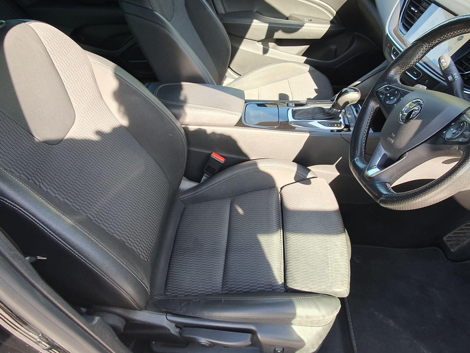 Used Vauxhall Insignia 2018 for sale - 76423527: Photo 11