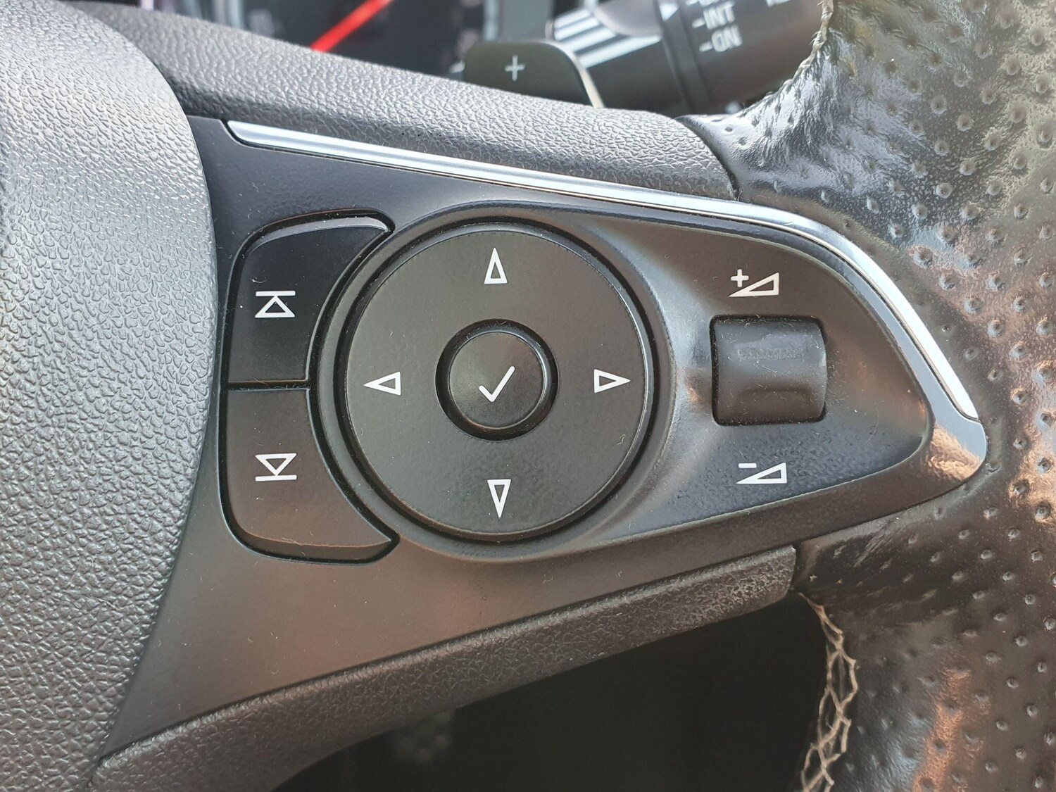 Used Vauxhall Insignia 2018 for sale - 76423527: Photo 29