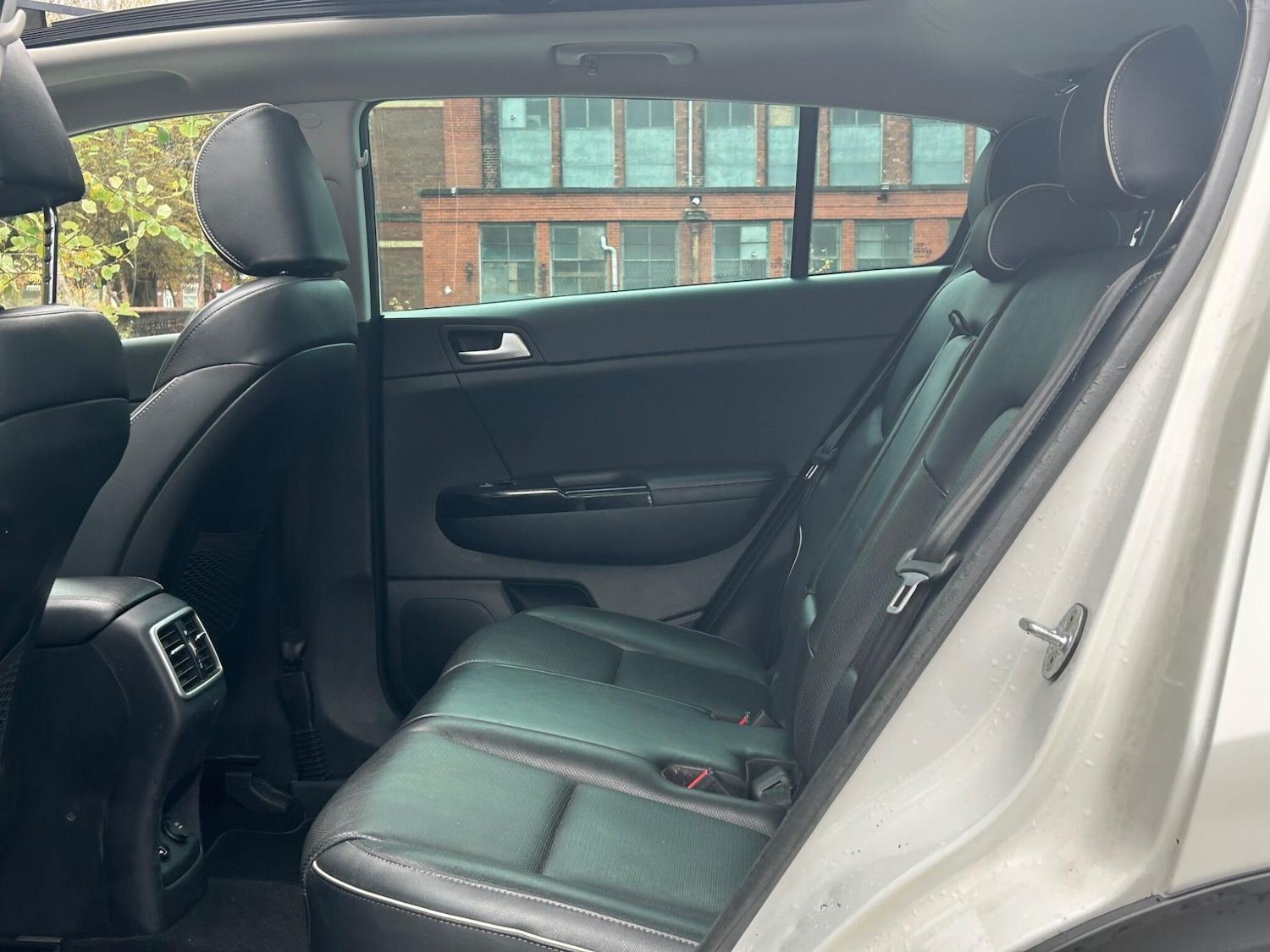 Used Kia Sportage 2017 for sale - 76512767: Photo 38