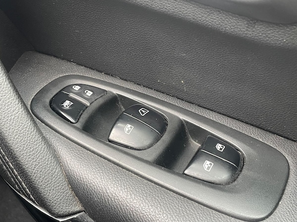 Used Renault Kadjar 2017 for sale - 76283189: Photo 42