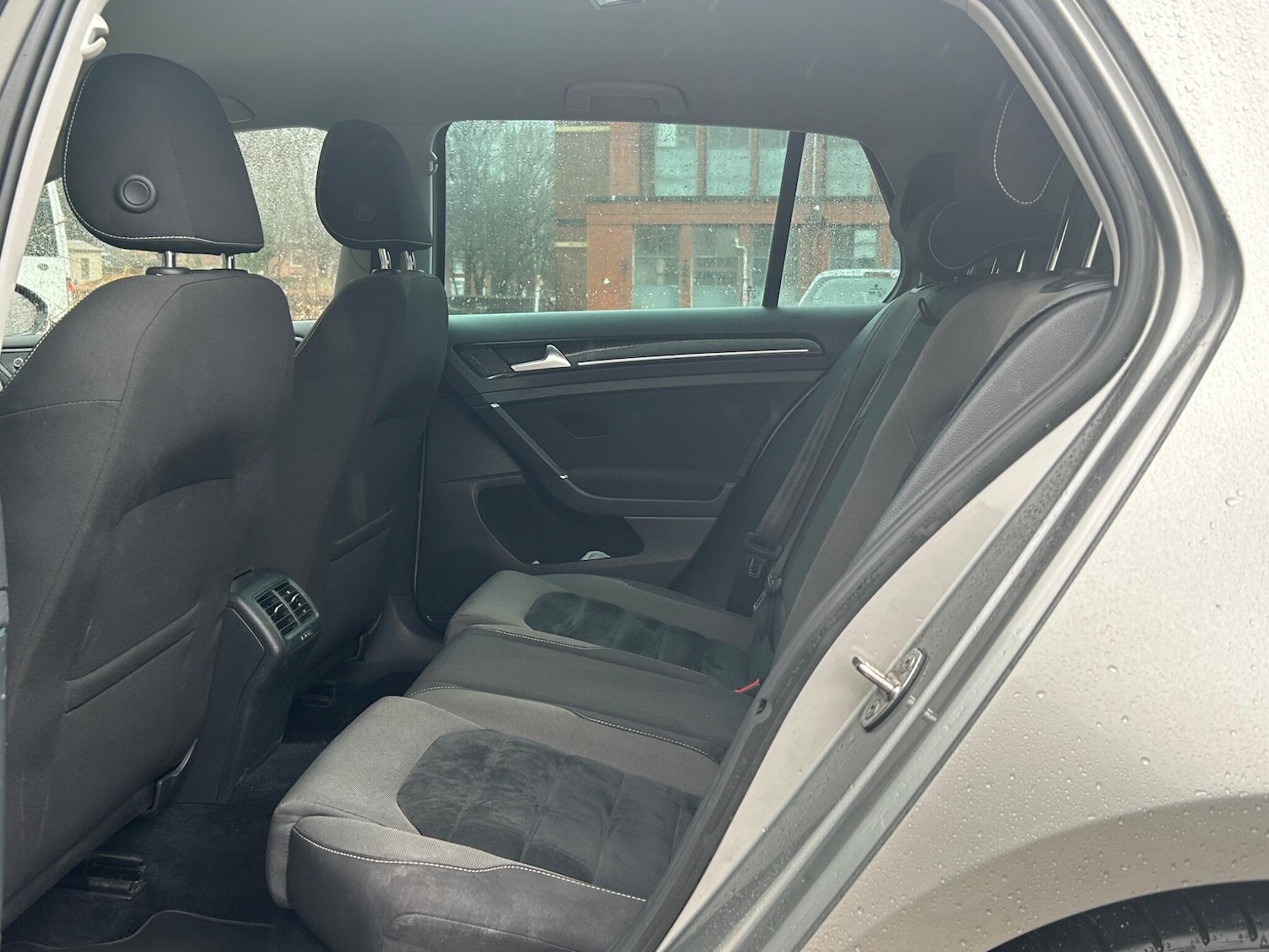 Used Volkswagen Golf 2014 for sale - 76752875: Photo 21