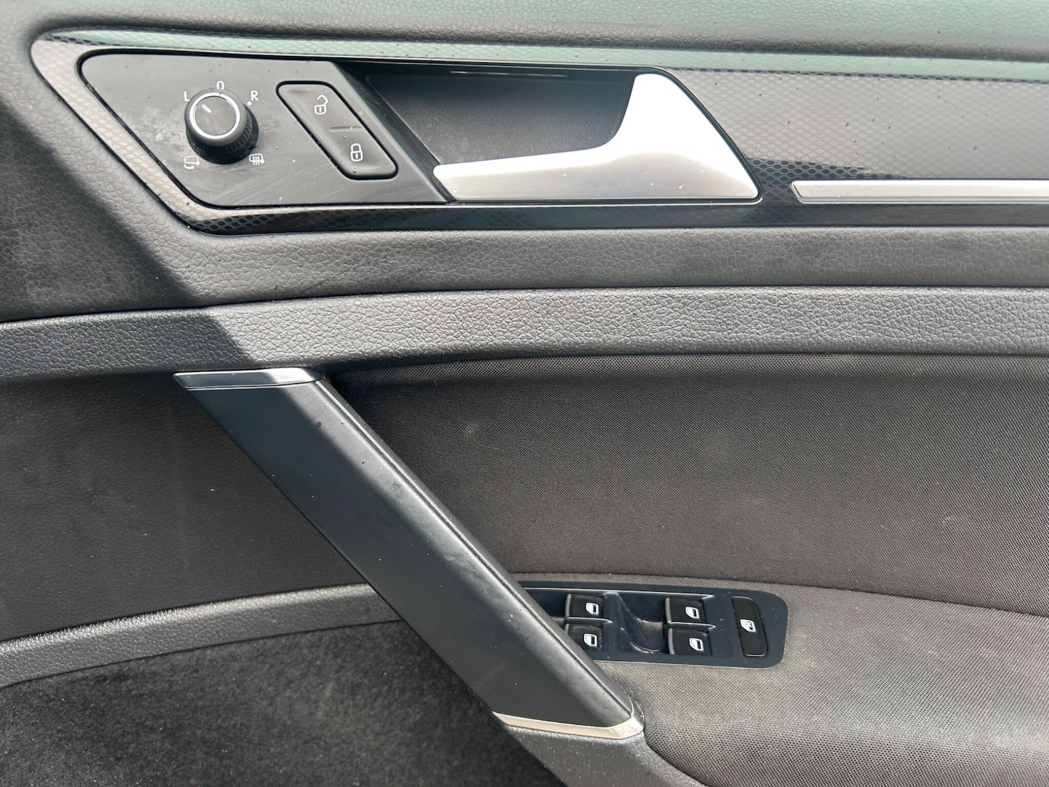 Used Volkswagen Golf 2014 for sale - 76752875: Photo 28