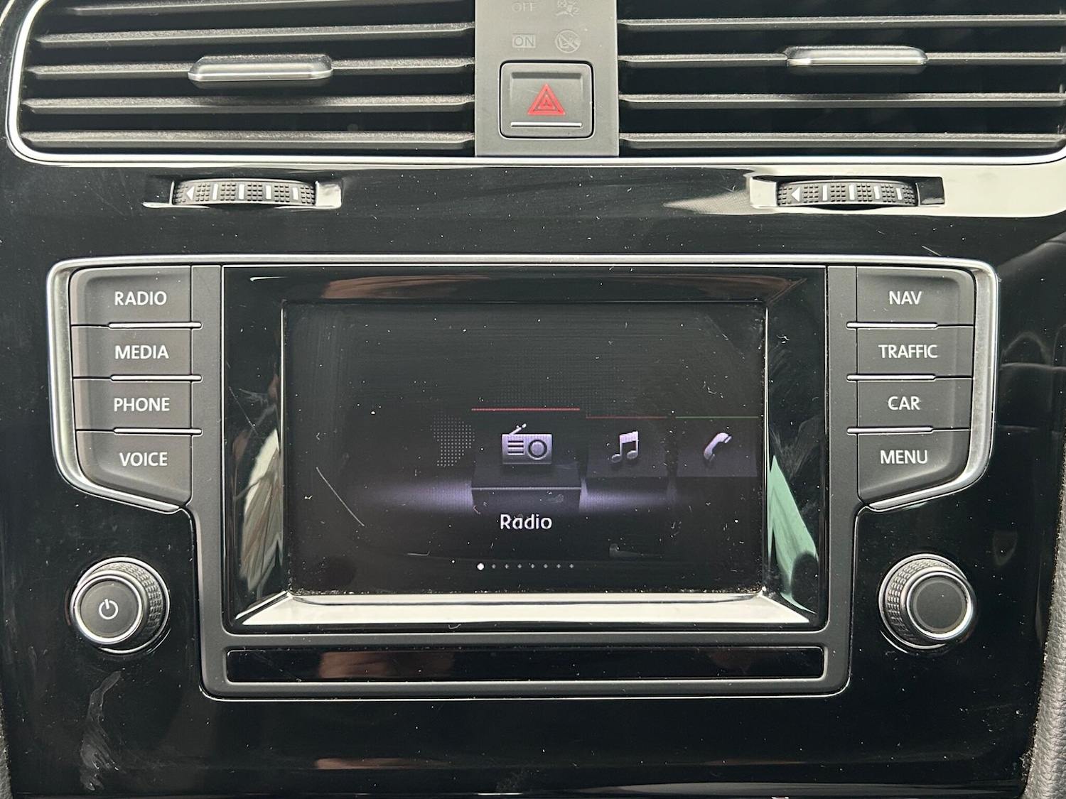 Used Volkswagen Golf 2014 for sale - 76752875: Photo 38