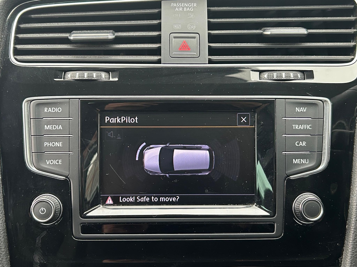 Used Volkswagen Golf 2014 for sale - 76752875: Photo 39