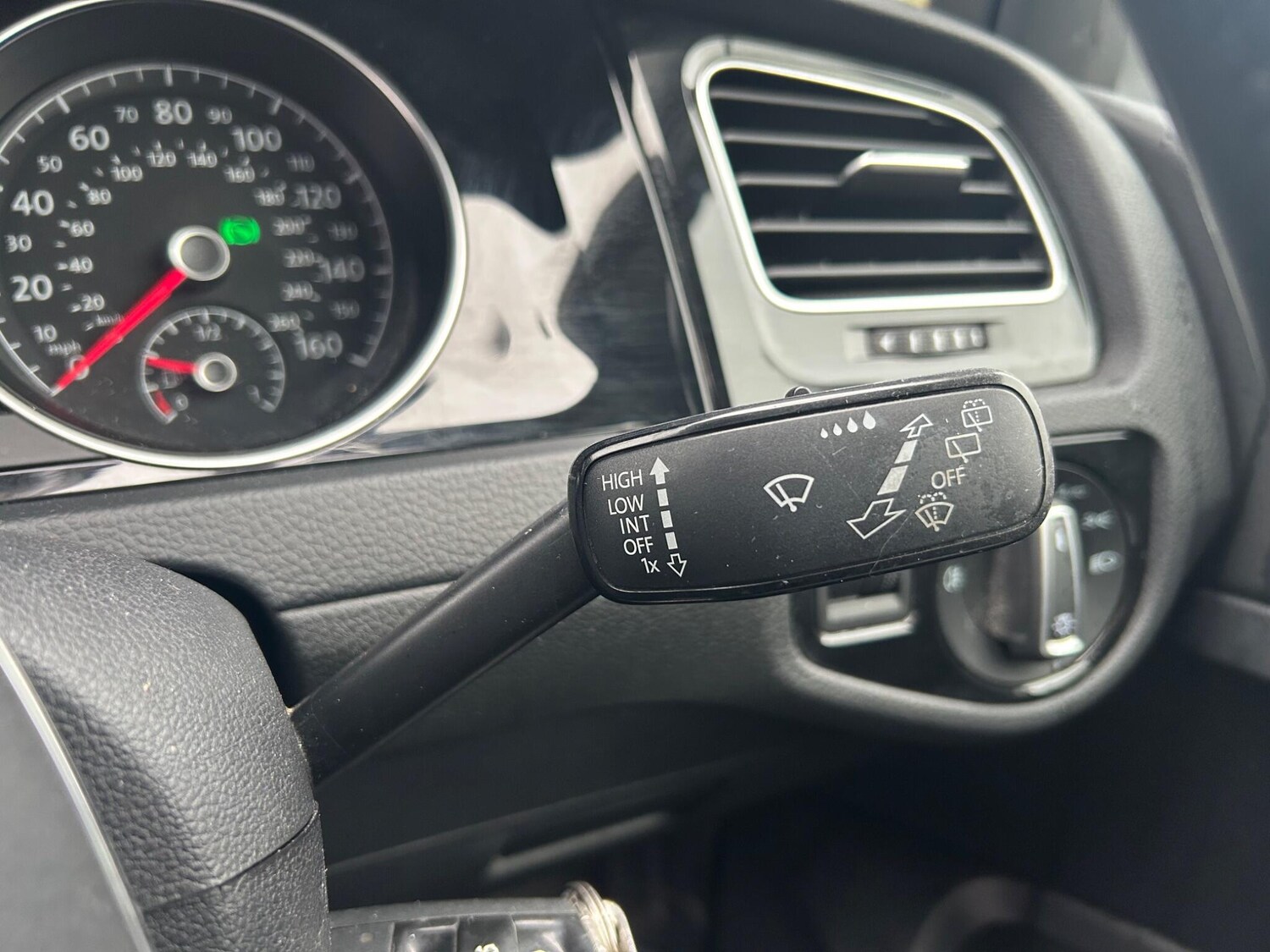 Used Volkswagen Golf 2014 for sale - 76752875: Photo 47