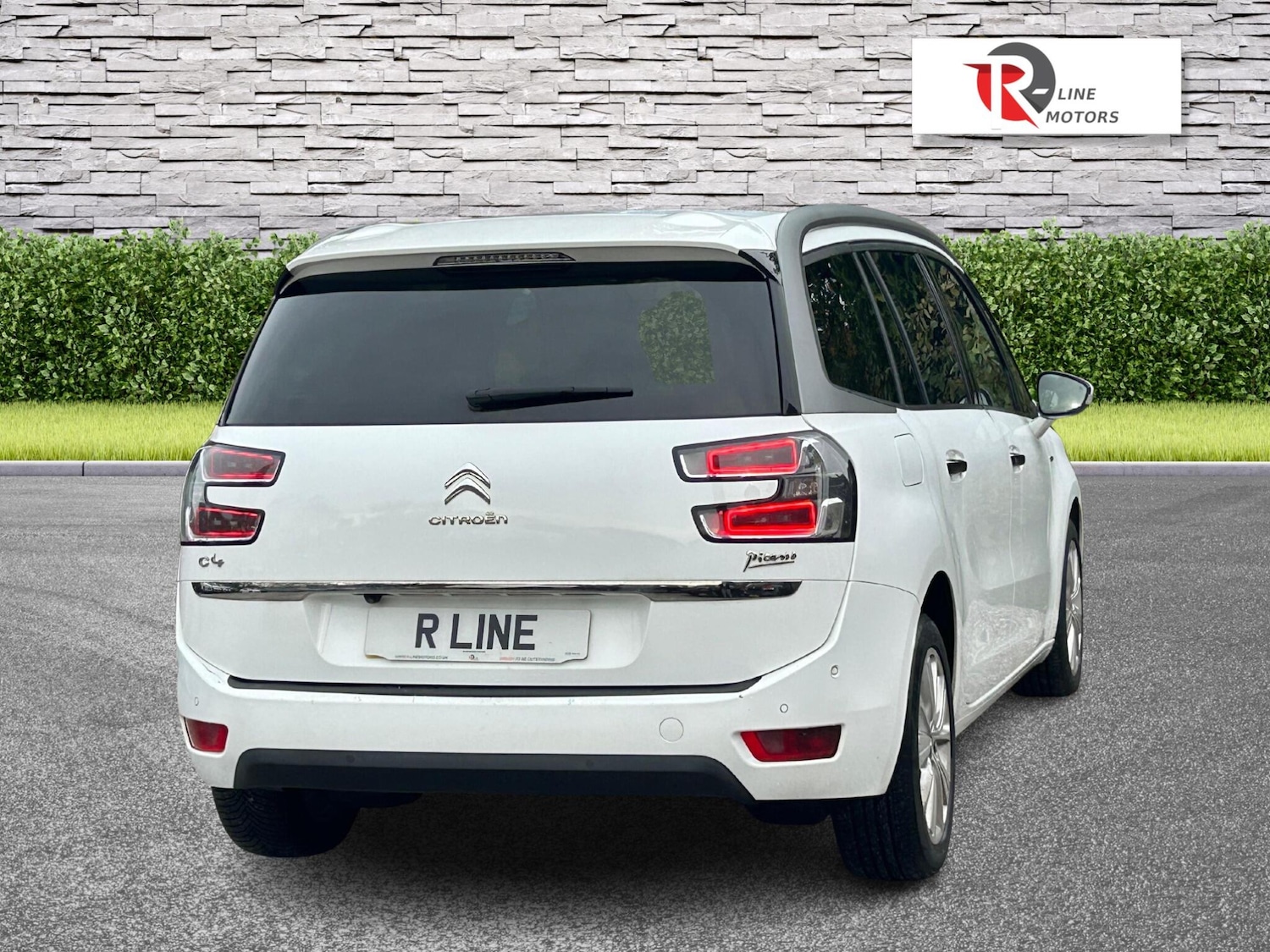 Used Citroen C4 Grand Picasso 2015 for sale - 76425337: Photo 11